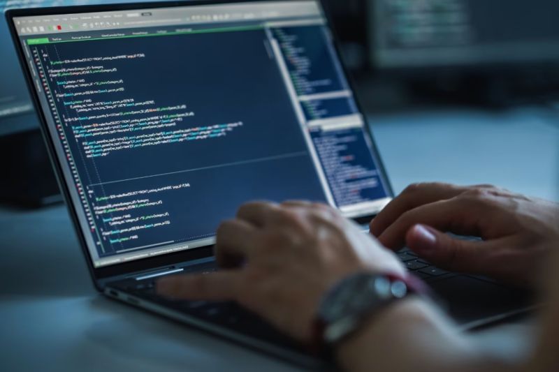 市北区软件定制开发：PHP与Node.js，后端解决方案的优势博弈